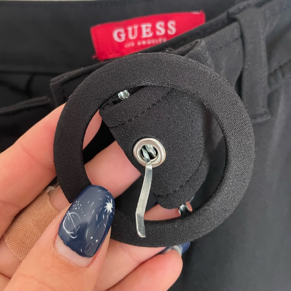 Guess Shorts - Picture 5 of 5